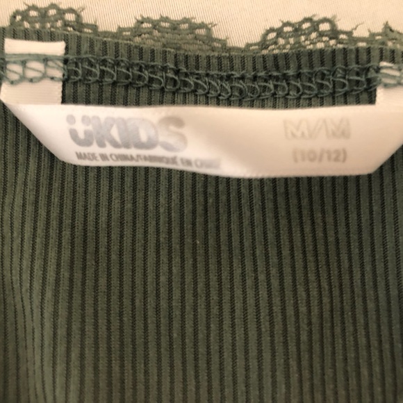 GREEN LACE CROP TOP - Picture 3 of 3